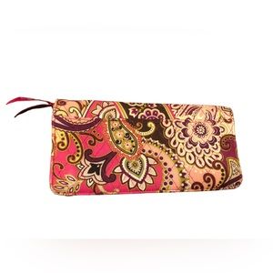 Vera Bradley Pink wallet floral - Signature interior w/fold up magnet